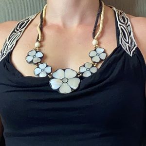 Vintage mother of pearl necklace and earrings